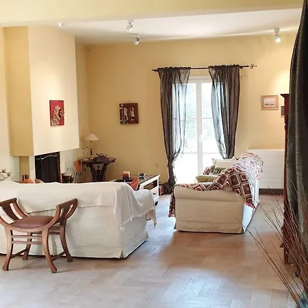 Dom wakacyjny Mansion Like House Close To And Corfu Town Gastouri (Corfu)