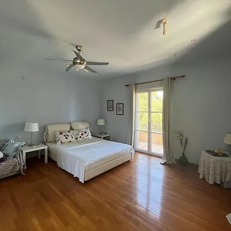 Spacious House Close To And Corfu Town * Гастури