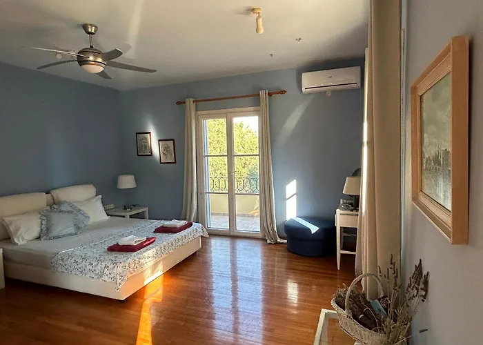 Mansion Like House Close To And Corfu Town بيت للعطل *