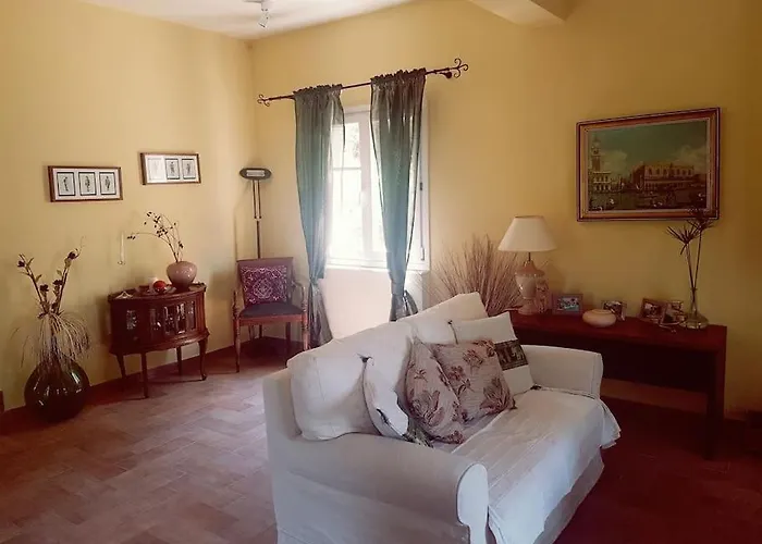 بيت للعطل Mansion Like House Close To And Corfu Town Gastouri (Corfu)